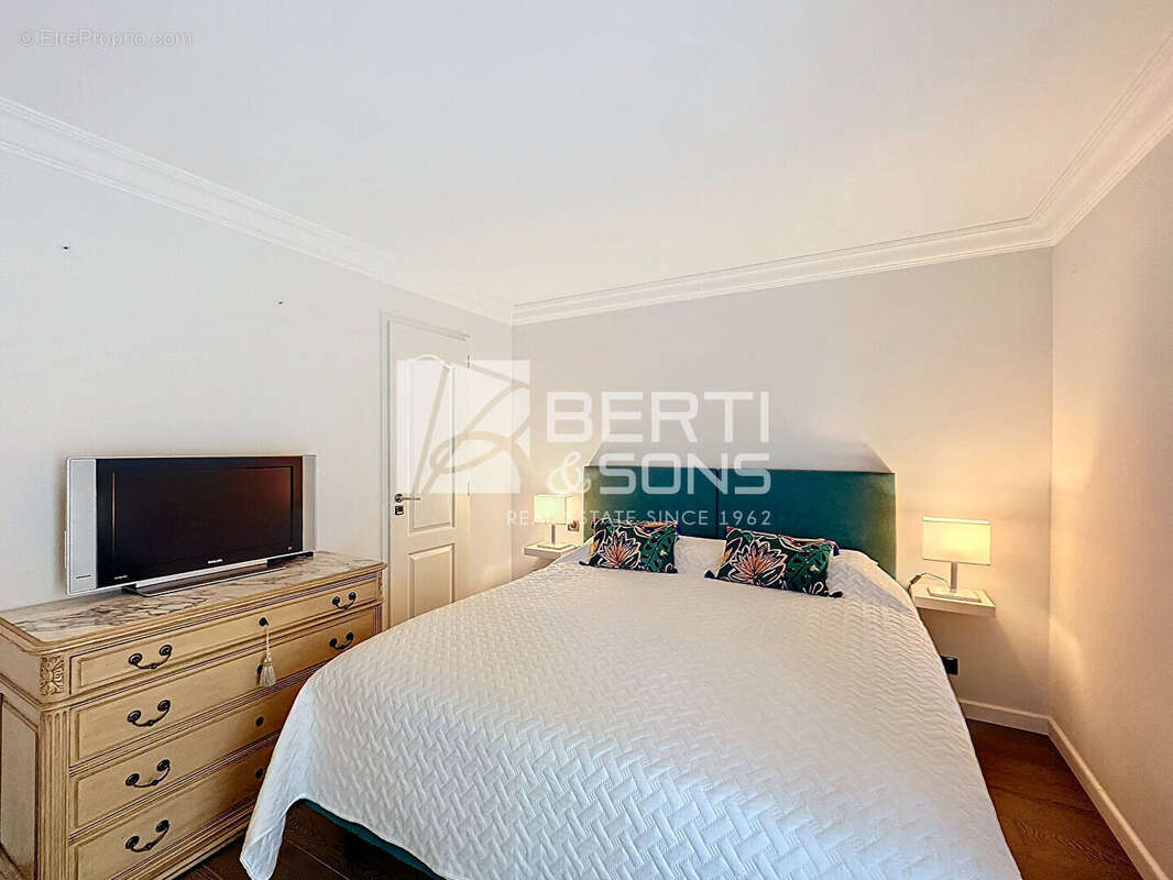 Appartement à MANDELIEU-LA-NAPOULE