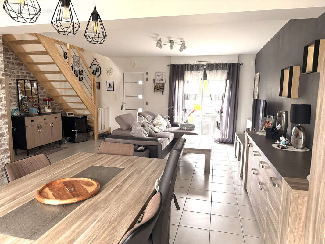 Maison à VOISCREVILLE