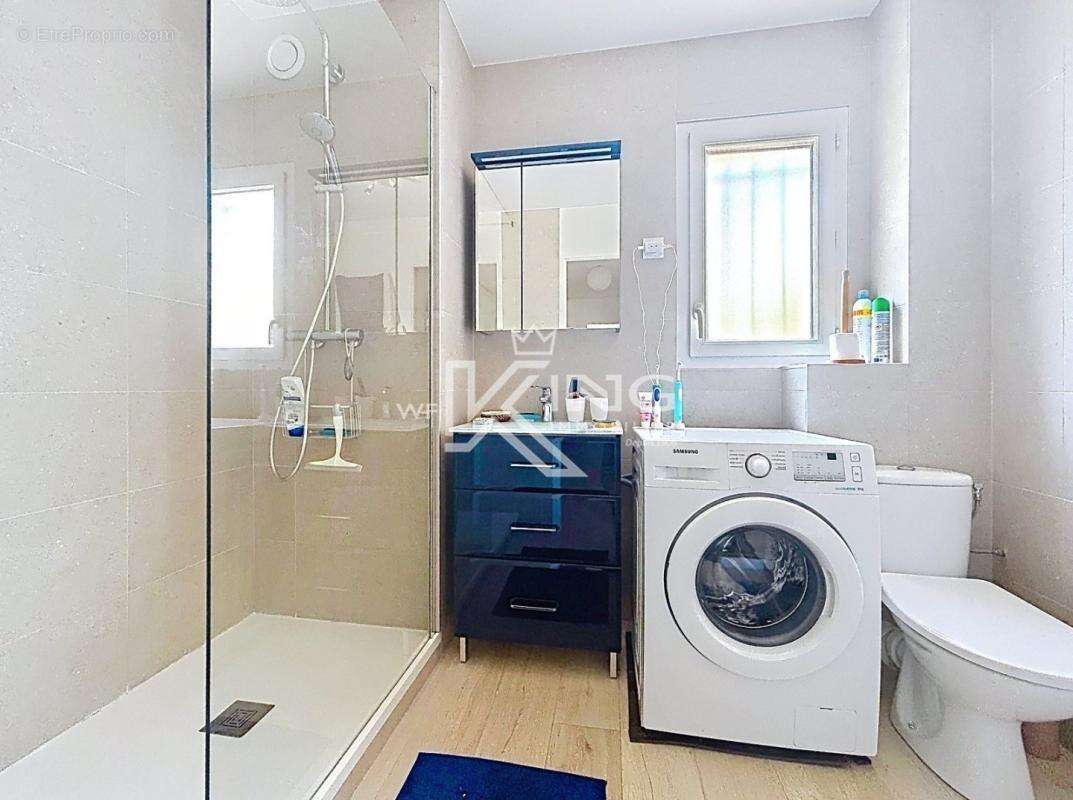 Appartement 75 m² à Saint-Raphael  - photo 9