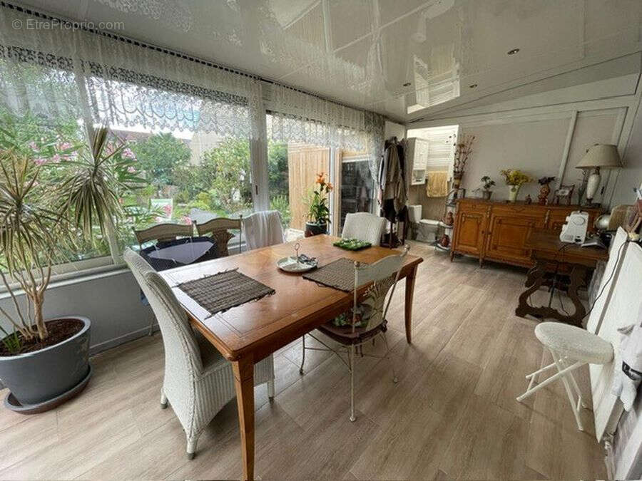 Maison à CHAMPIGNY-SUR-MARNE