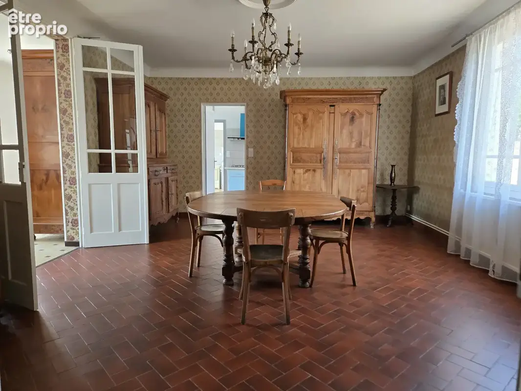 Maison 6 pièces 142 m² à vendre à Rochefort (17300) - photo 5