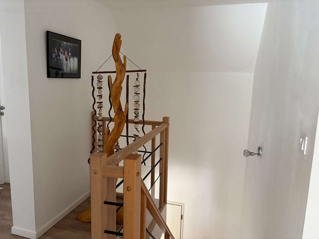 Maison 6 pièces à vendre à 15 kms de Reims - photo 4
