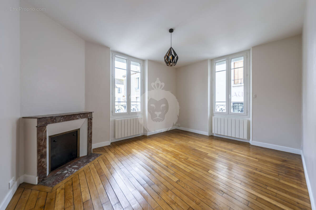 Appartement à MELUN