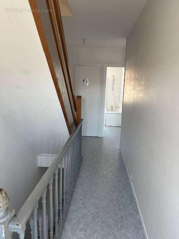 Maison à vendre 6 pièces ROUVIGNIES (59) - photo 5