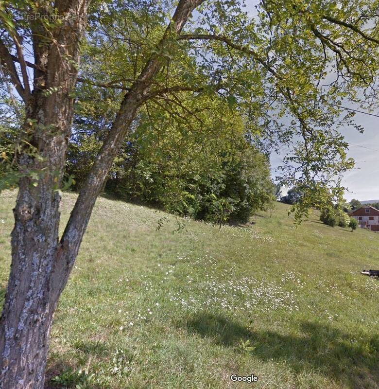 Terrain à VAULX