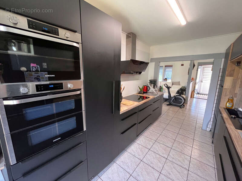 Pavillon sur sous-sol, tout confort ! - photo 3