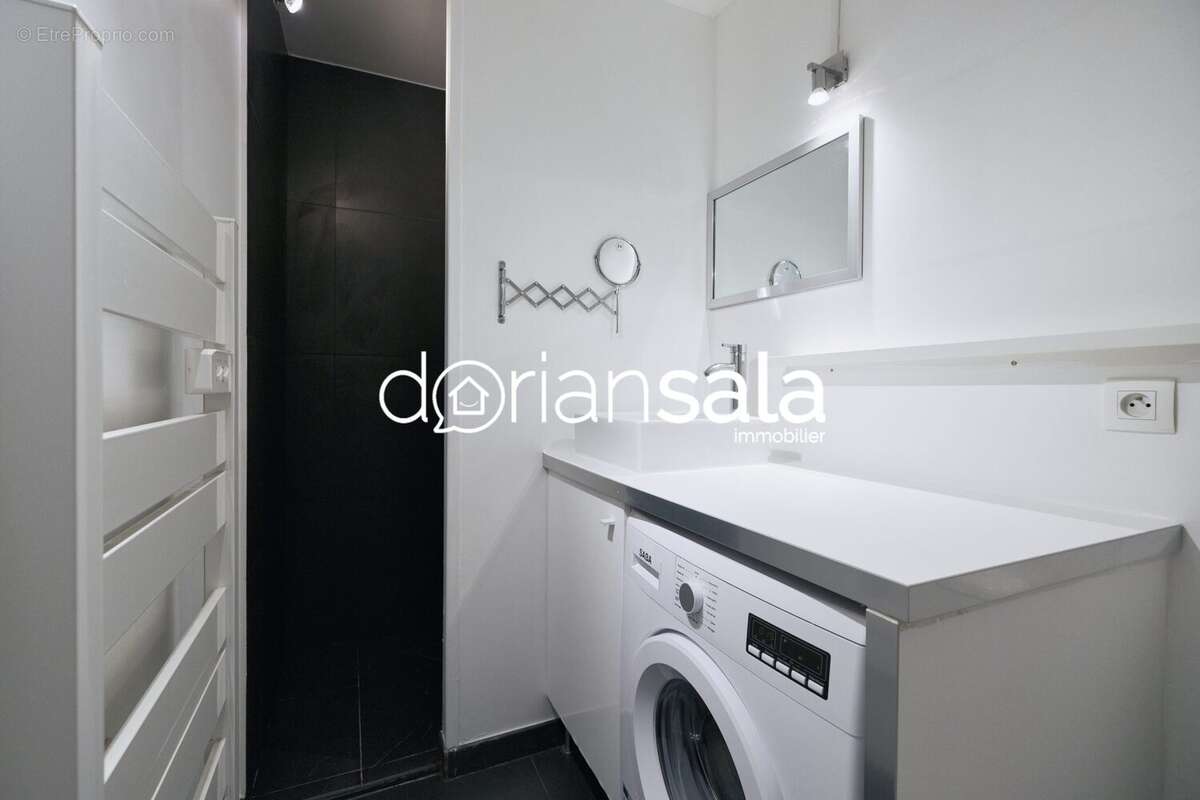 Appartement à MARSEILLE-9E