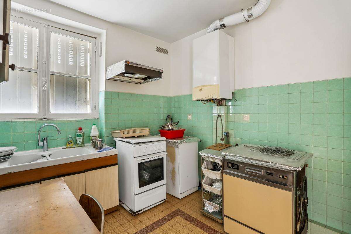 Appartement à PARIS-20E