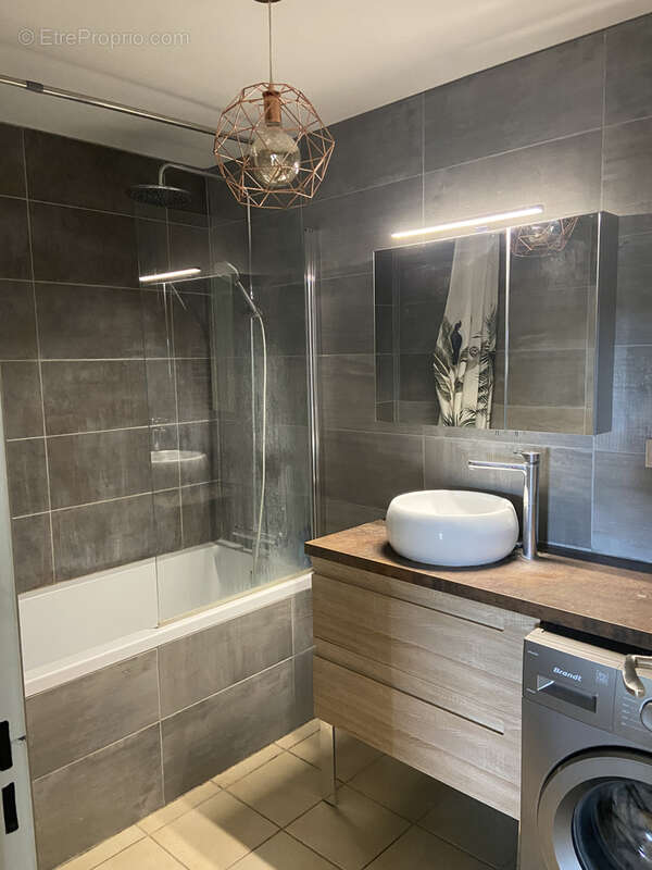 Appartement à LA GARDE-FREINET