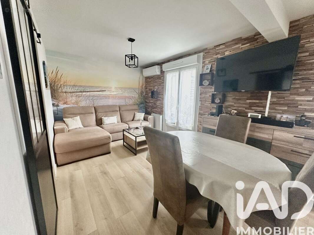 Photo 6 - Maison à QUERQUEVILLE