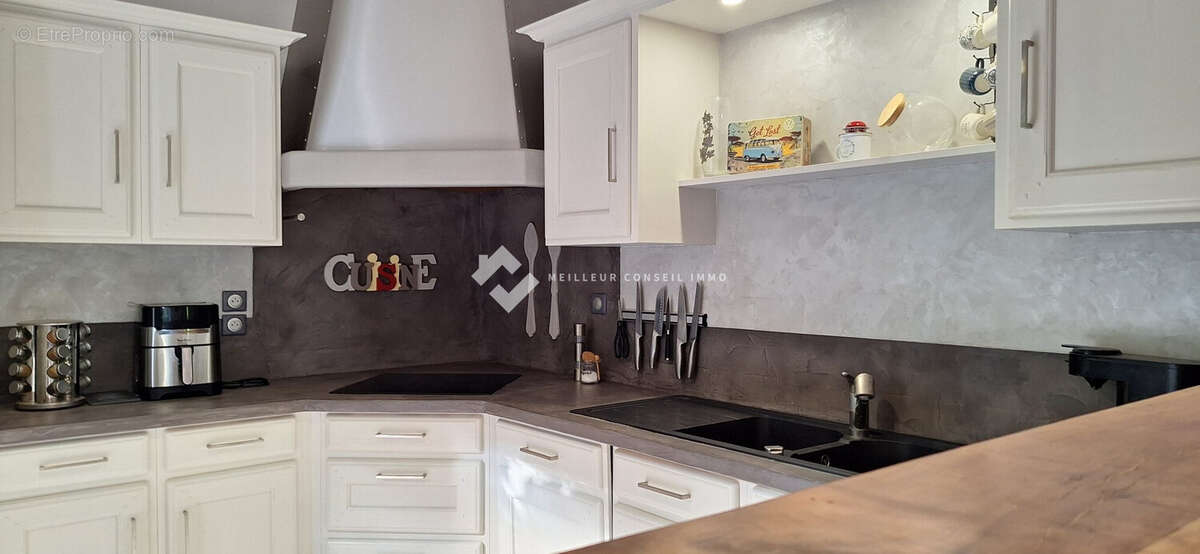 Maison 5 pièces 140 m² à vendre à Saint-Georges-Les-Baillargeaux (86130) - photo 3