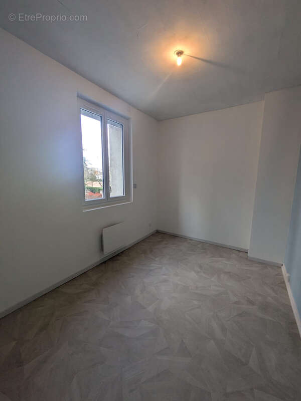 Appartement à LA TALAUDIERE