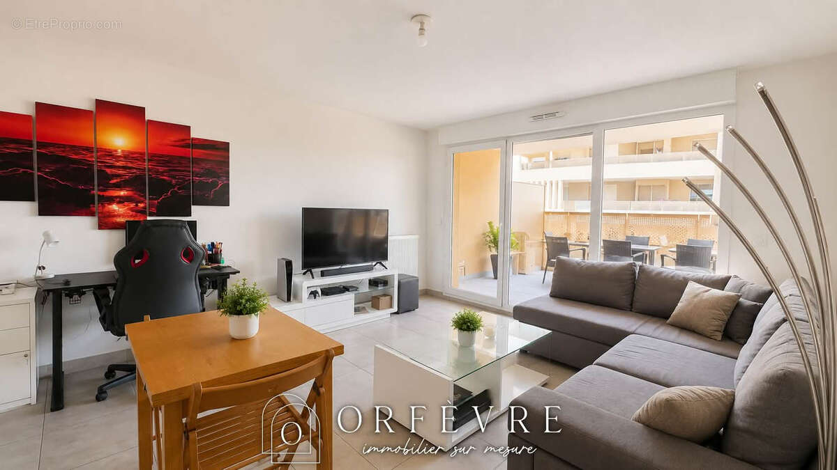 Appartement à CASTELNAU-LE-LEZ