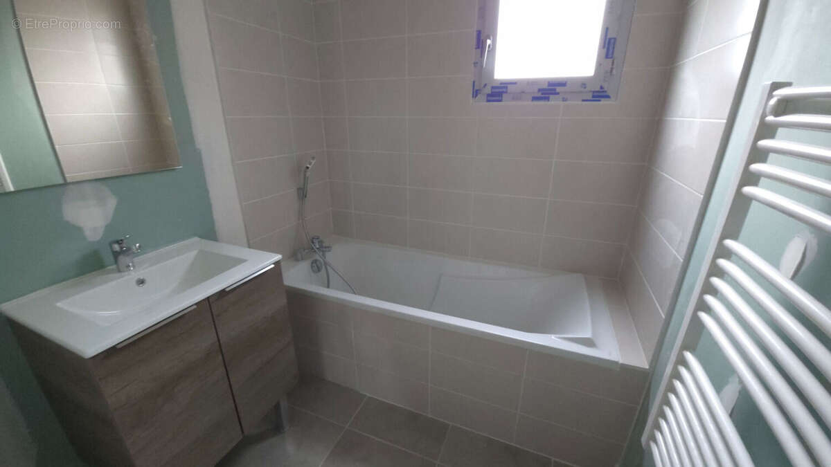 Maison à SAINT-JORY