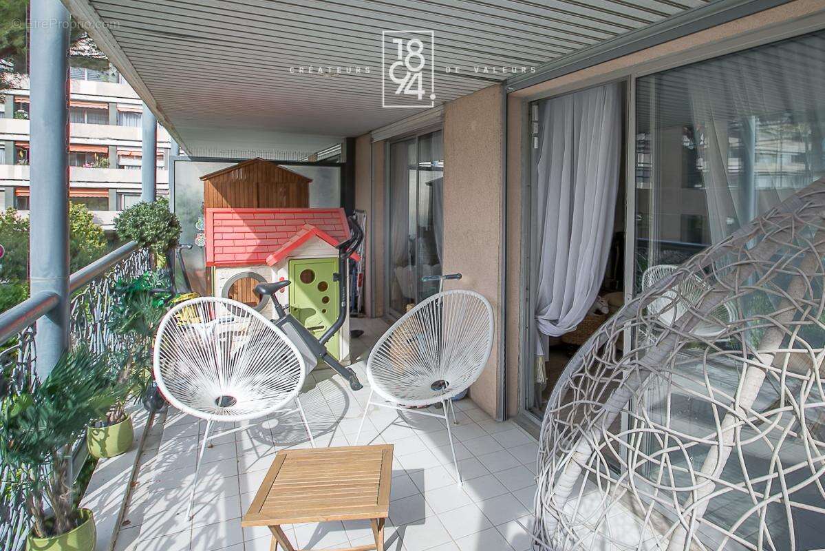 Appartement à MARSEILLE-8E