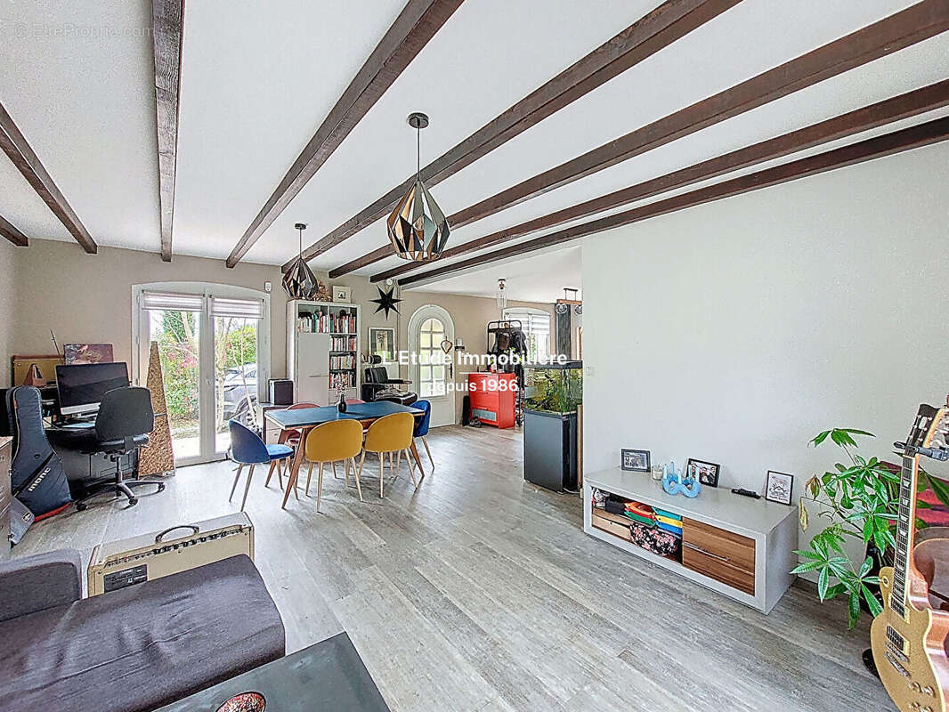 Maison à RILLIEUX-LA-PAPE