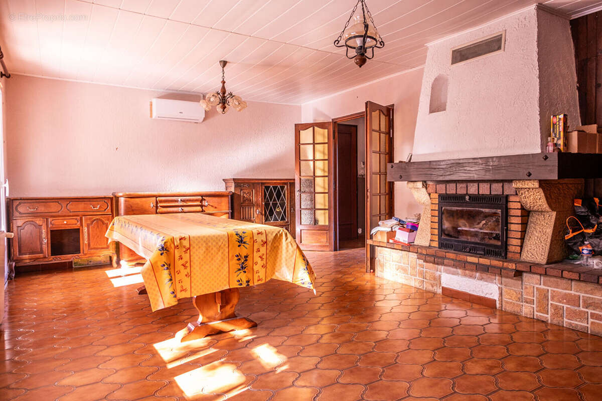 Maison à BRIGNOLES