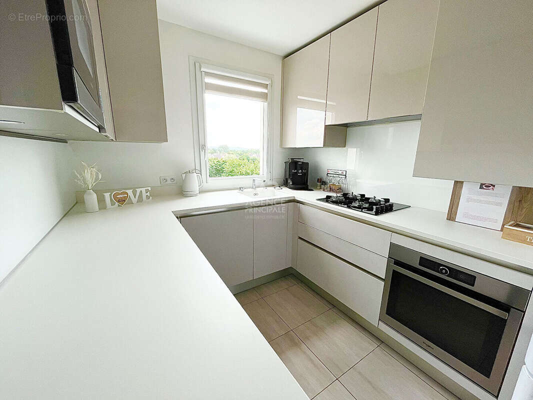 Appartement Cergy 3 pièce(s) 60.50 m2 - photo 3