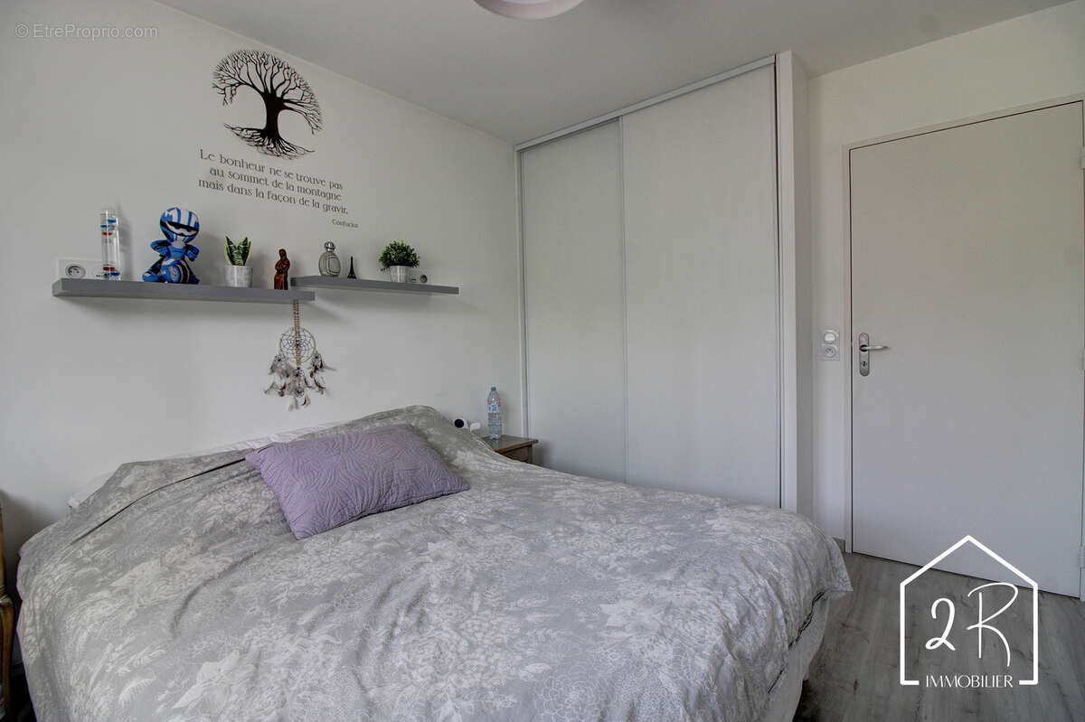 Maison à PONT-EVEQUE