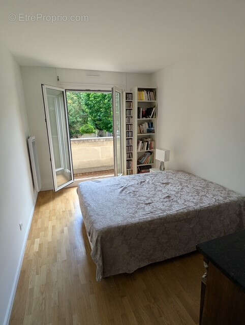 Appartement à CHARENTON-LE-PONT