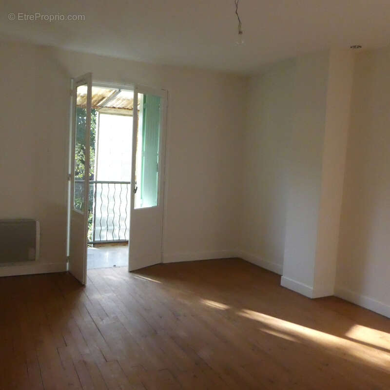 Appartement à L&#039;ISLE-JOURDAIN