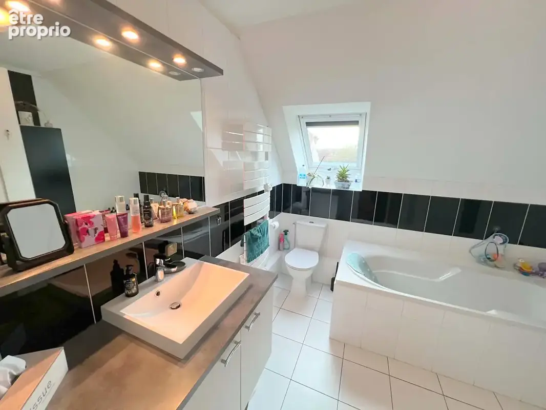Maison récente 7 pièces à vendre à 15 min CHARS 169 m² sur terrain de 1200 m² - photo 18