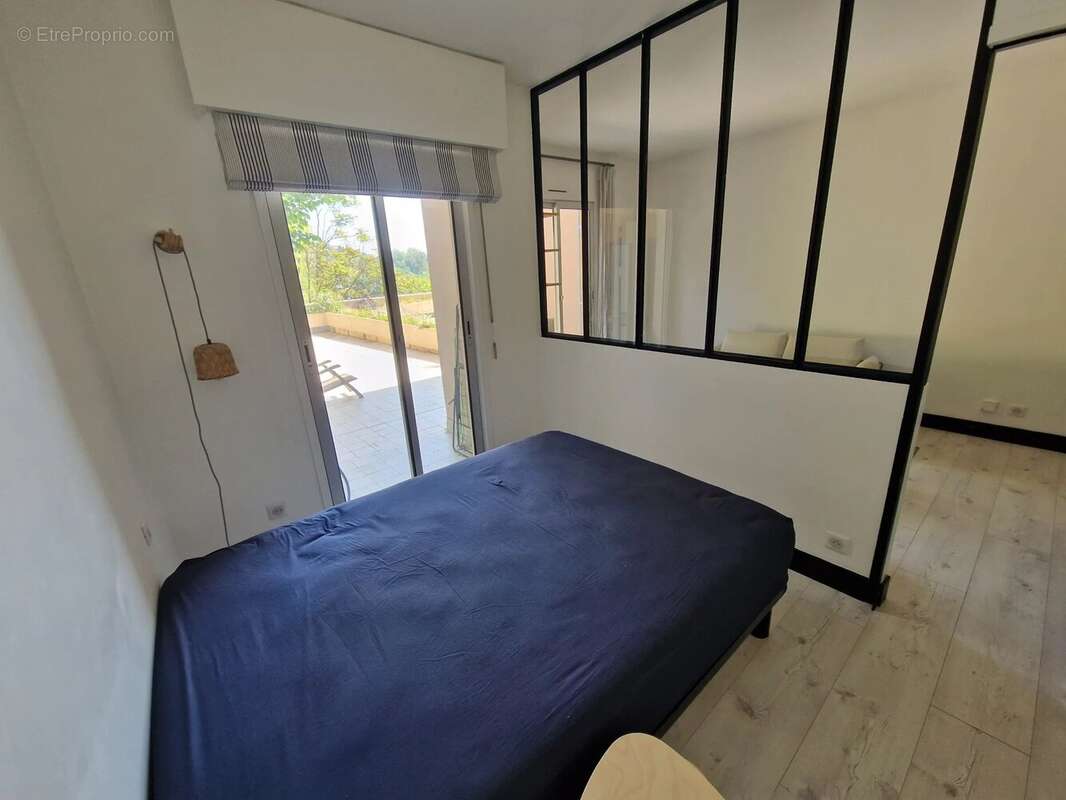 Appartement à VENCE