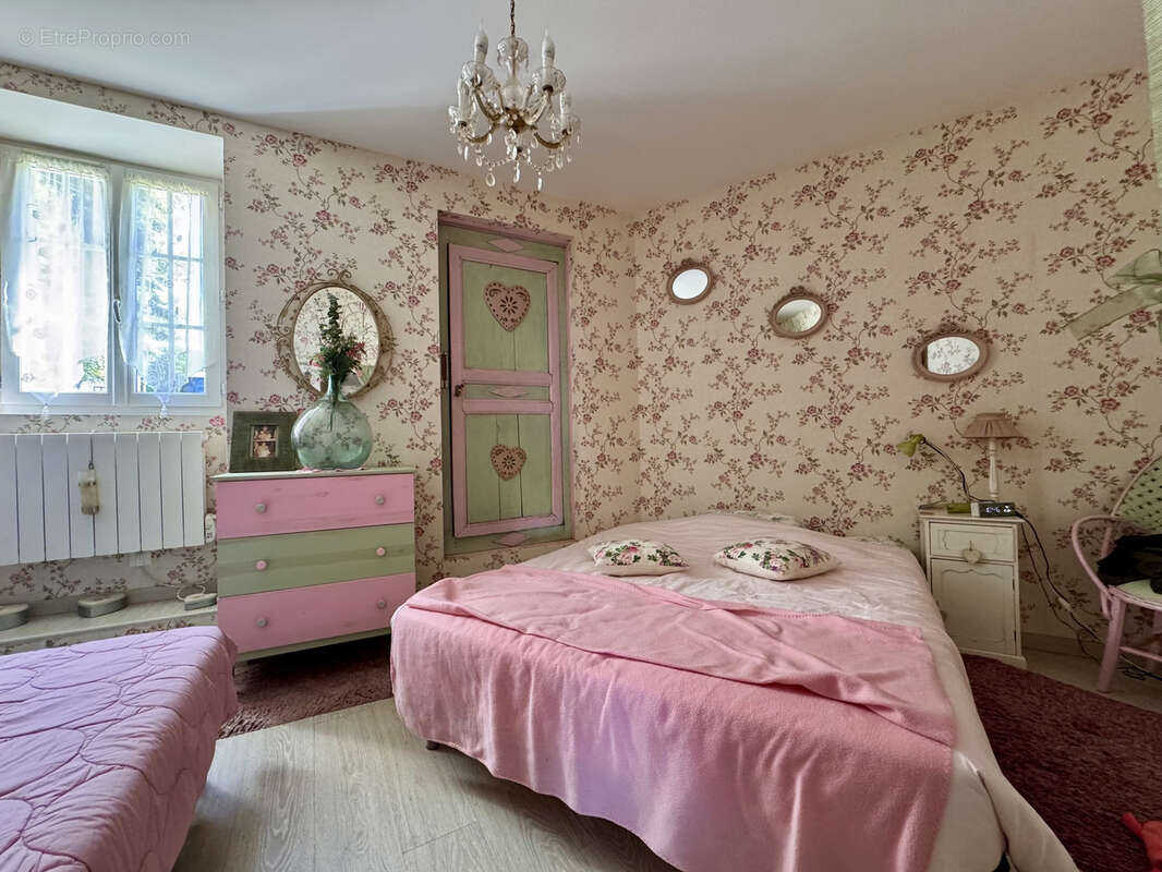 Maison à CELLEFROUIN