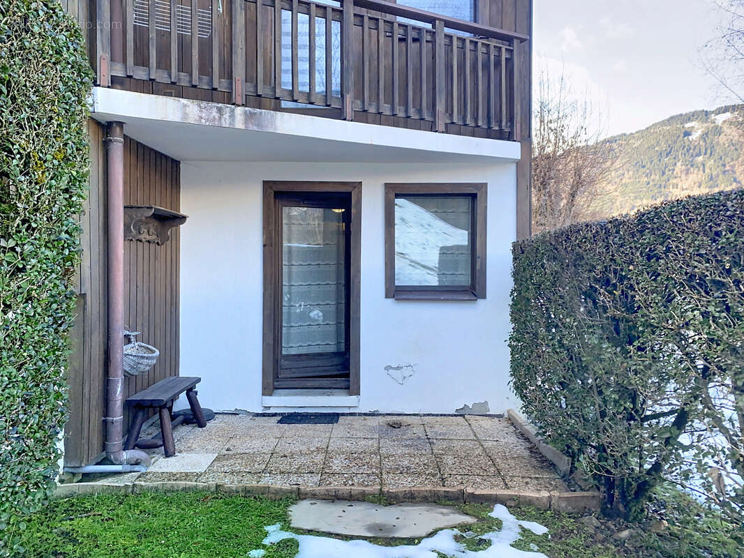 Appartement à MORILLON