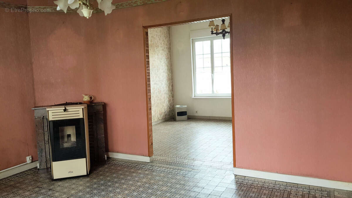 Maison à LE TRANSLOY