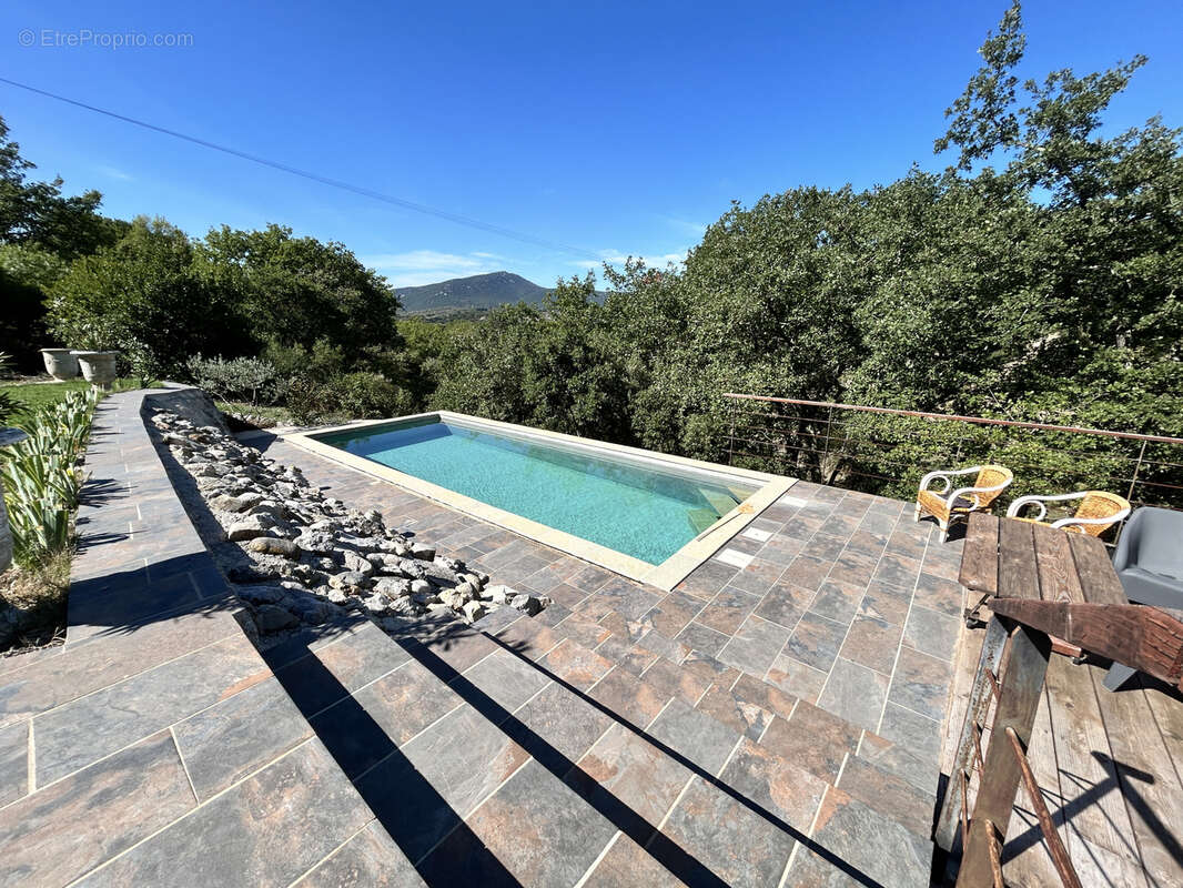 Mas 150m2 avec terrain - photo 7