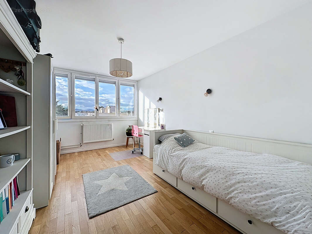 Appartement à TASSIN-LA-DEMI-LUNE