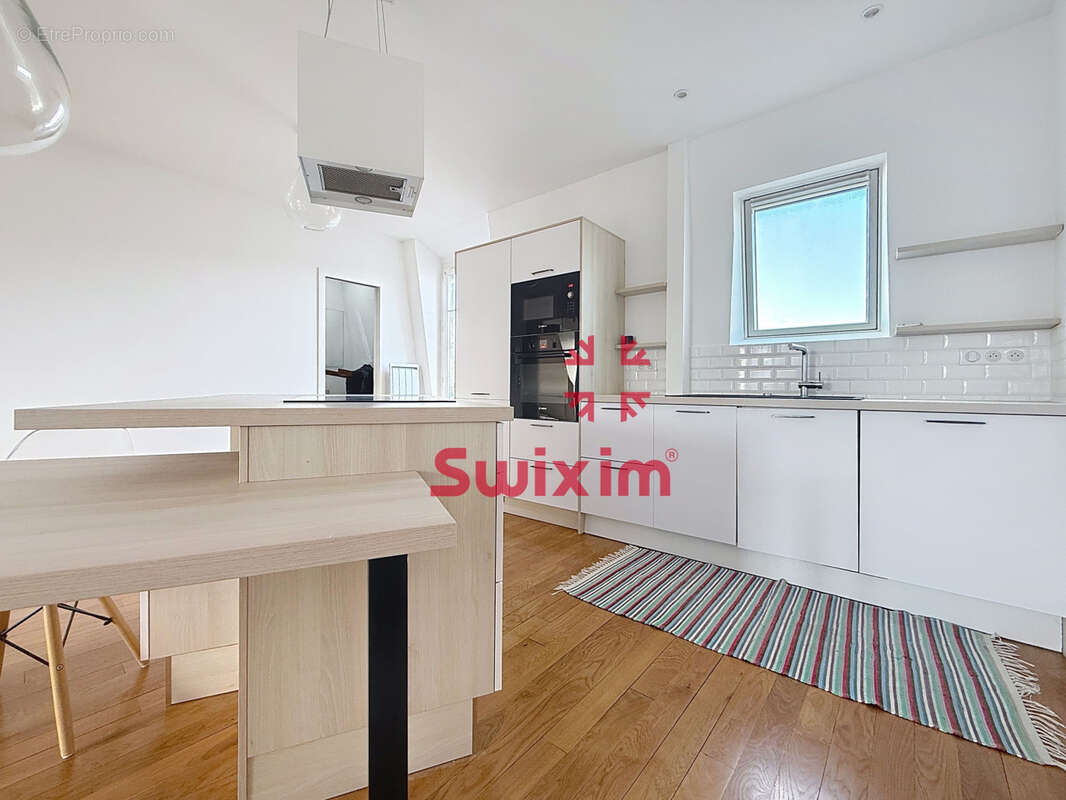 Appartement à PARIS-11E