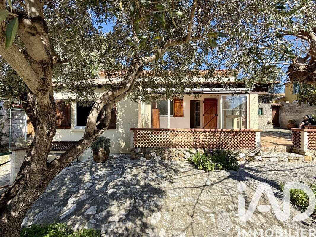 Photo 2 - Maison à LA SEYNE-SUR-MER