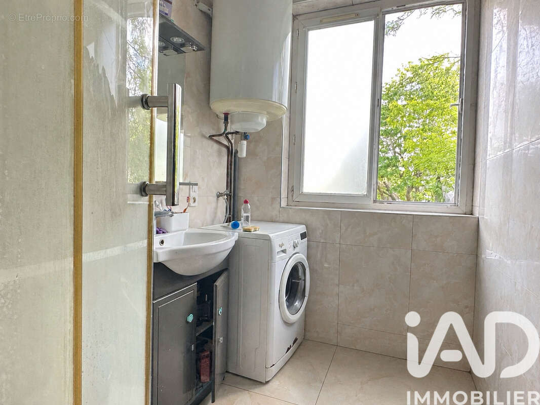 Photo 9 - Appartement à ROSNY-SOUS-BOIS