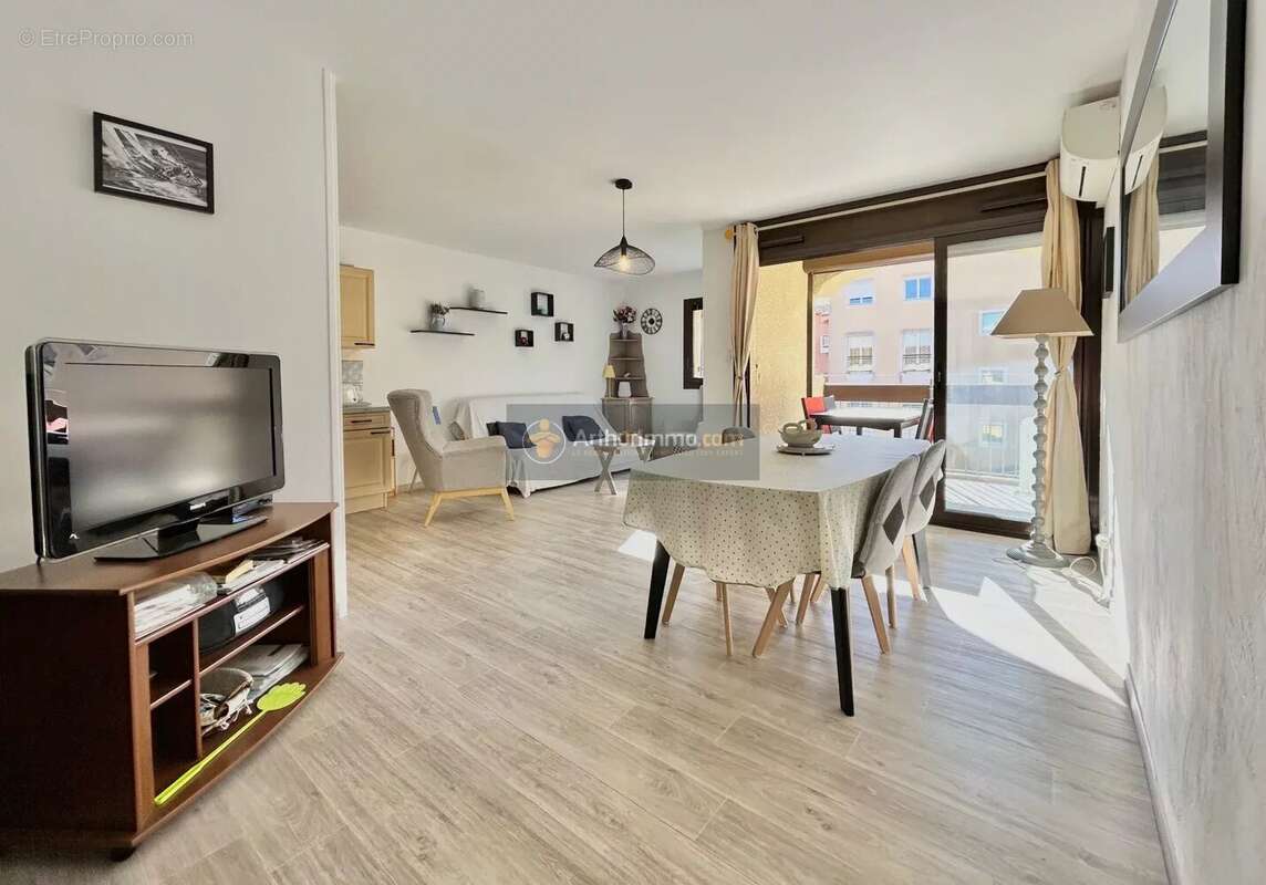 Appartement à FREJUS