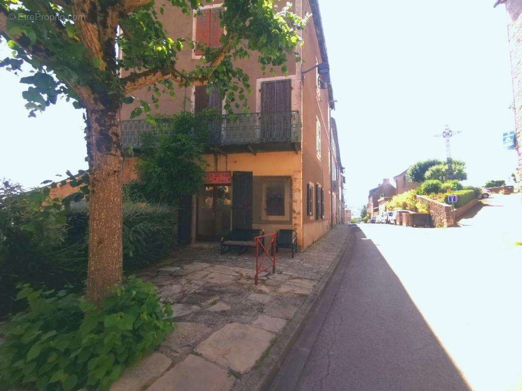 Maison à SEVERAC-LE-CHATEAU