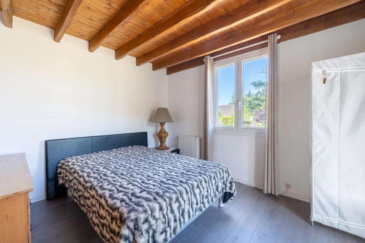 Maison de 131m2 habitables avec 4 chambres, sous-sol, sur 1000m2 - photo 13