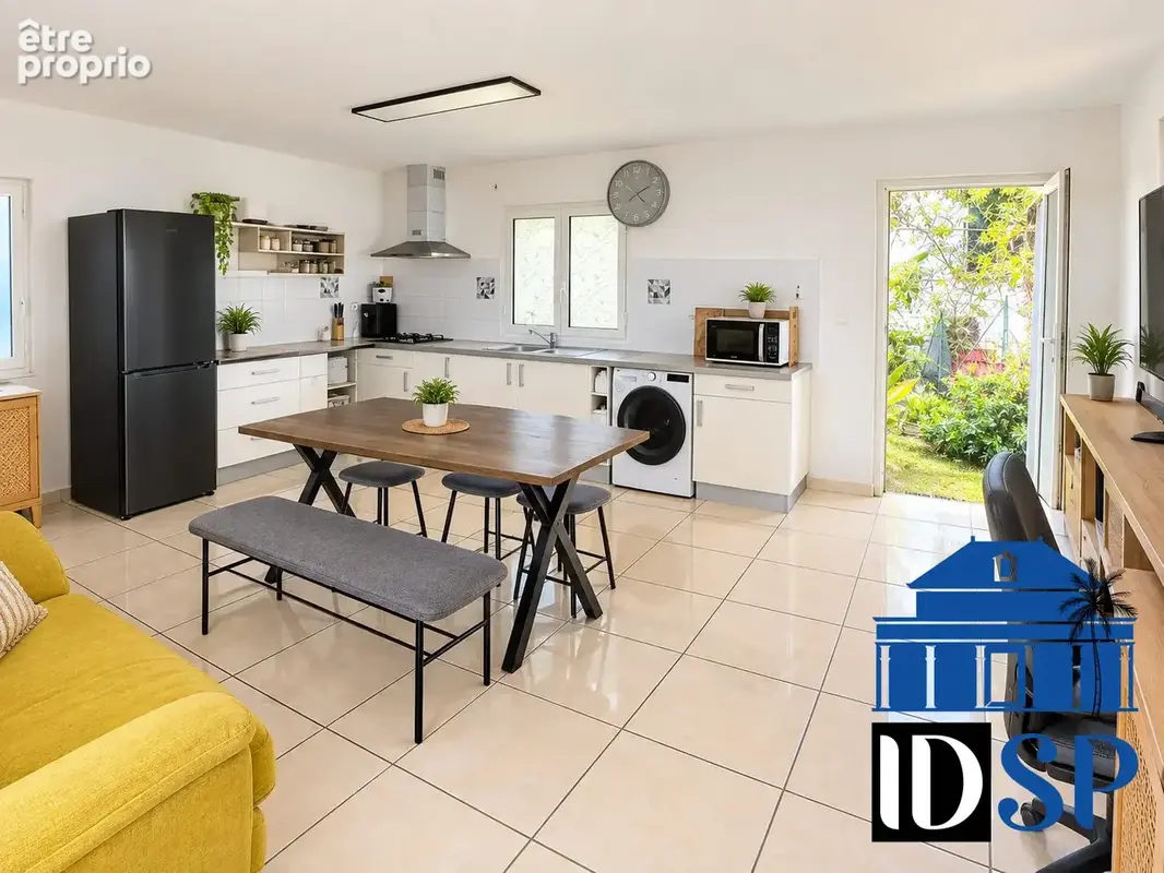 Maison 3 pièces 75 m² à vendre à Saint-Leu (97436) - photo 2