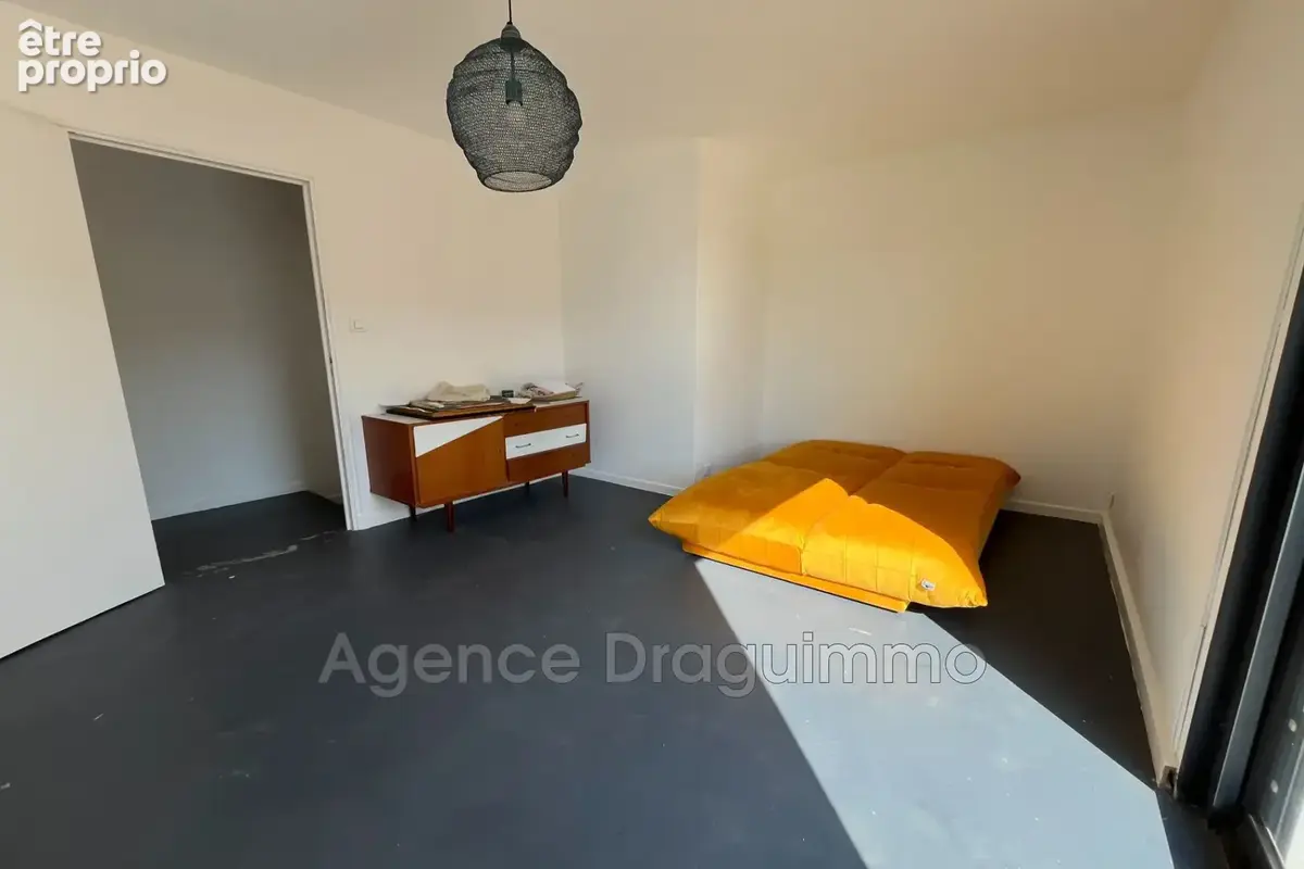 Maison 6 pièces 154 m² à vendre à Draguignan (83300) - photo 8
