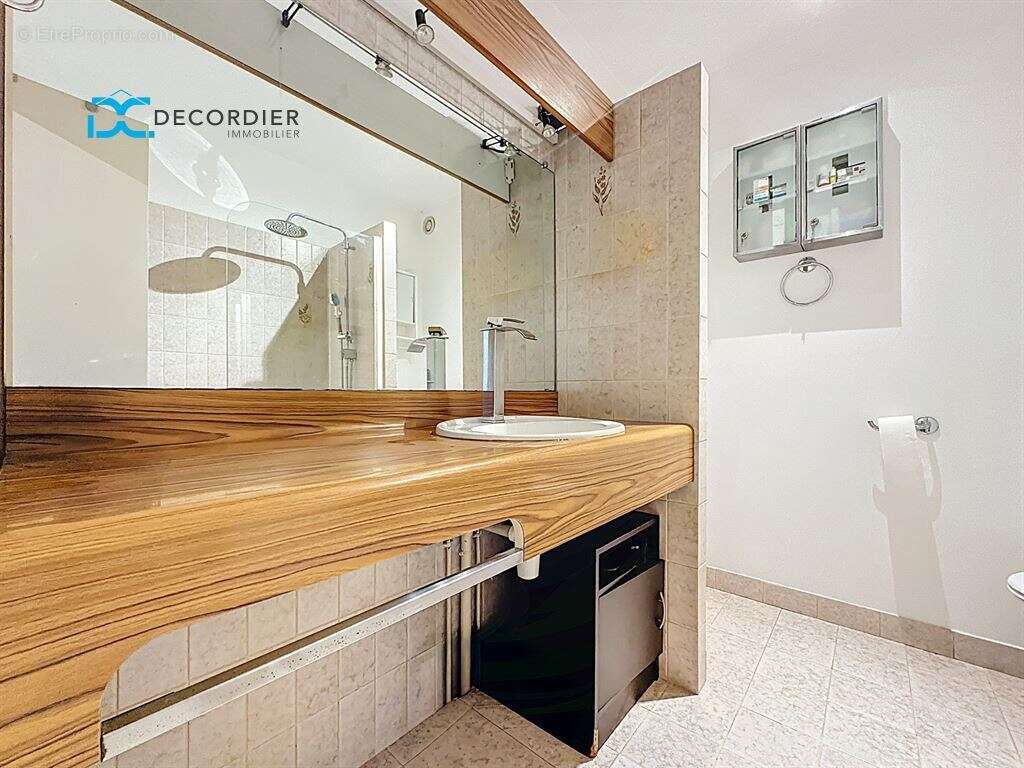 Appartement à EVIAN-LES-BAINS