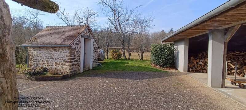 Maison à MASSAY