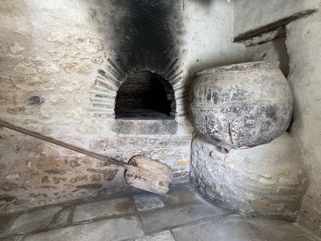 Maison à MONTAMISE