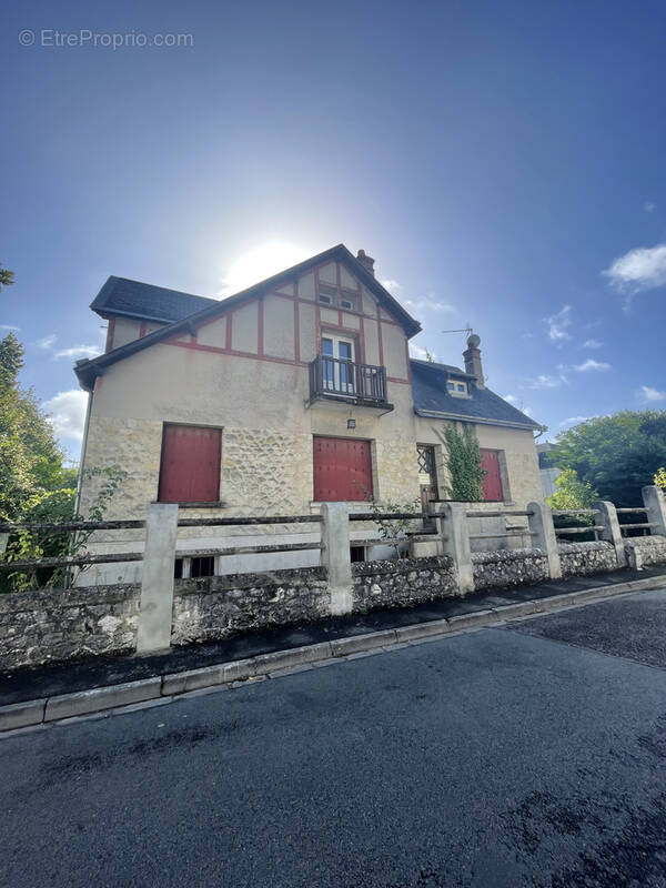 Maison à BLERE