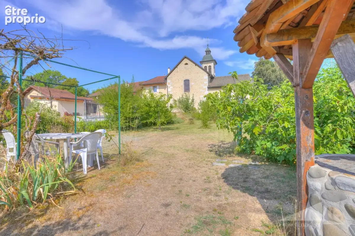 Photo Maison à Pougny au prix de 330 000€