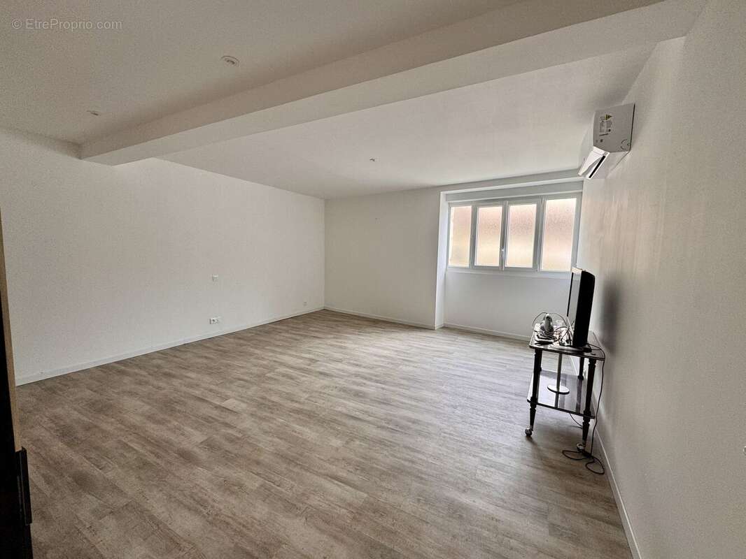 Photo 6 - Maison à SAINT-HILAIRE-DE-LA-NOAILLE