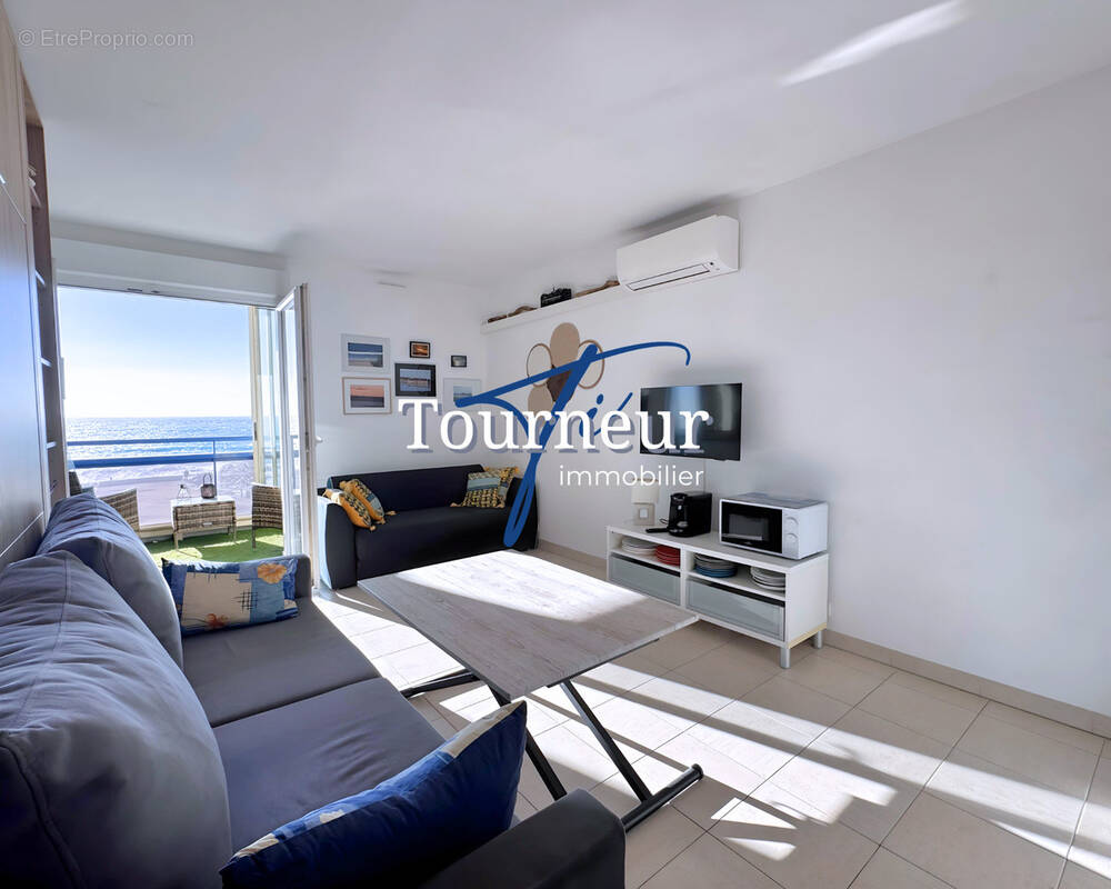 Appartement à SIX-FOURS-LES-PLAGES