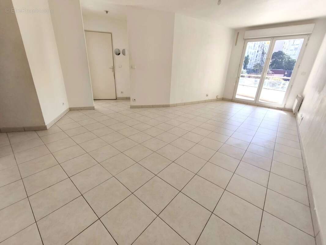 Appartement 57 m² à Nice  - photo 4