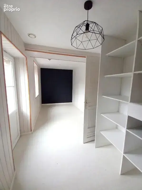 SAINT-PIERRE-LA-COUR – Longère en pierre 130m² avec dépendances et terrain d'1,34ha - photo 17