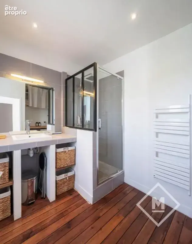 Appartement T3 de 63m² ascenseur coup de coeur - Secteur Catalans Marseille 7ème - photo 13